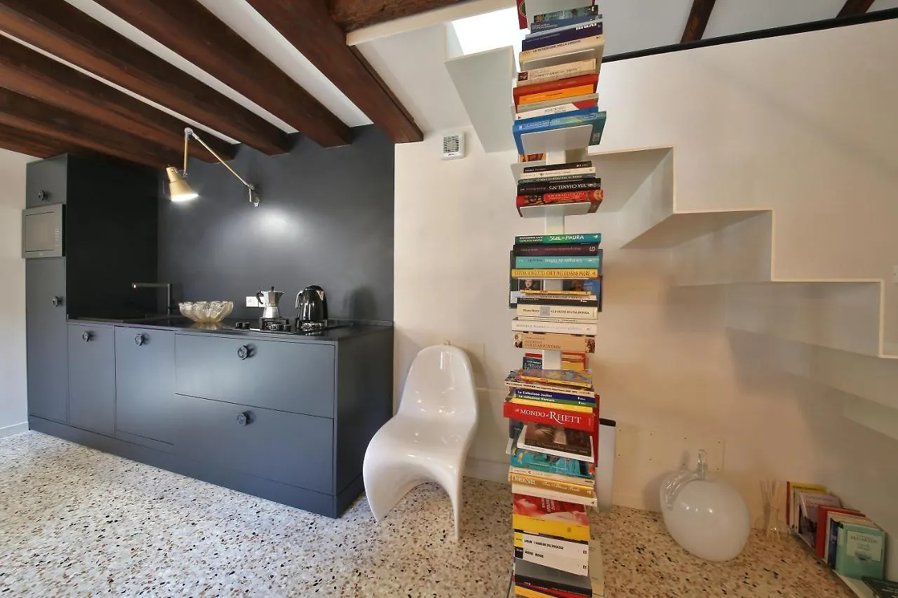 Apt Teatro البندقية 0*,  إيطاليا