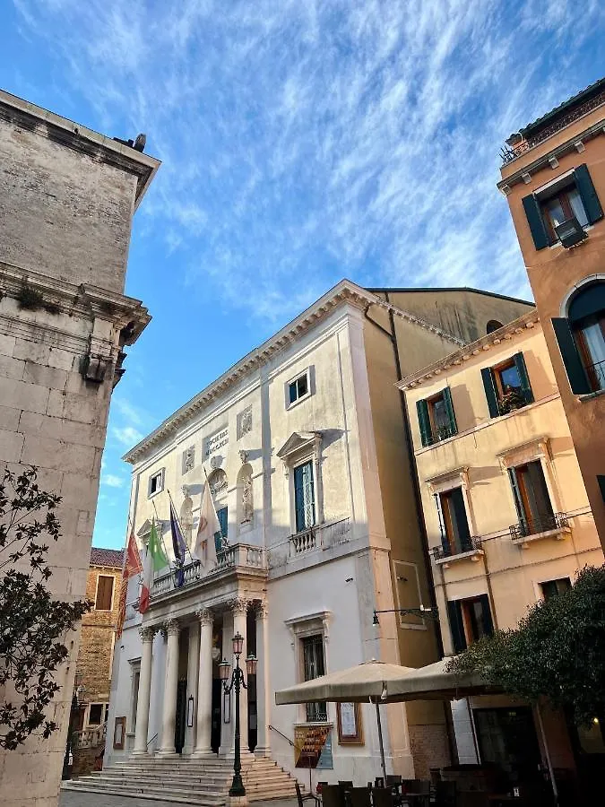 Apartment Apt Teatro Venice Italy